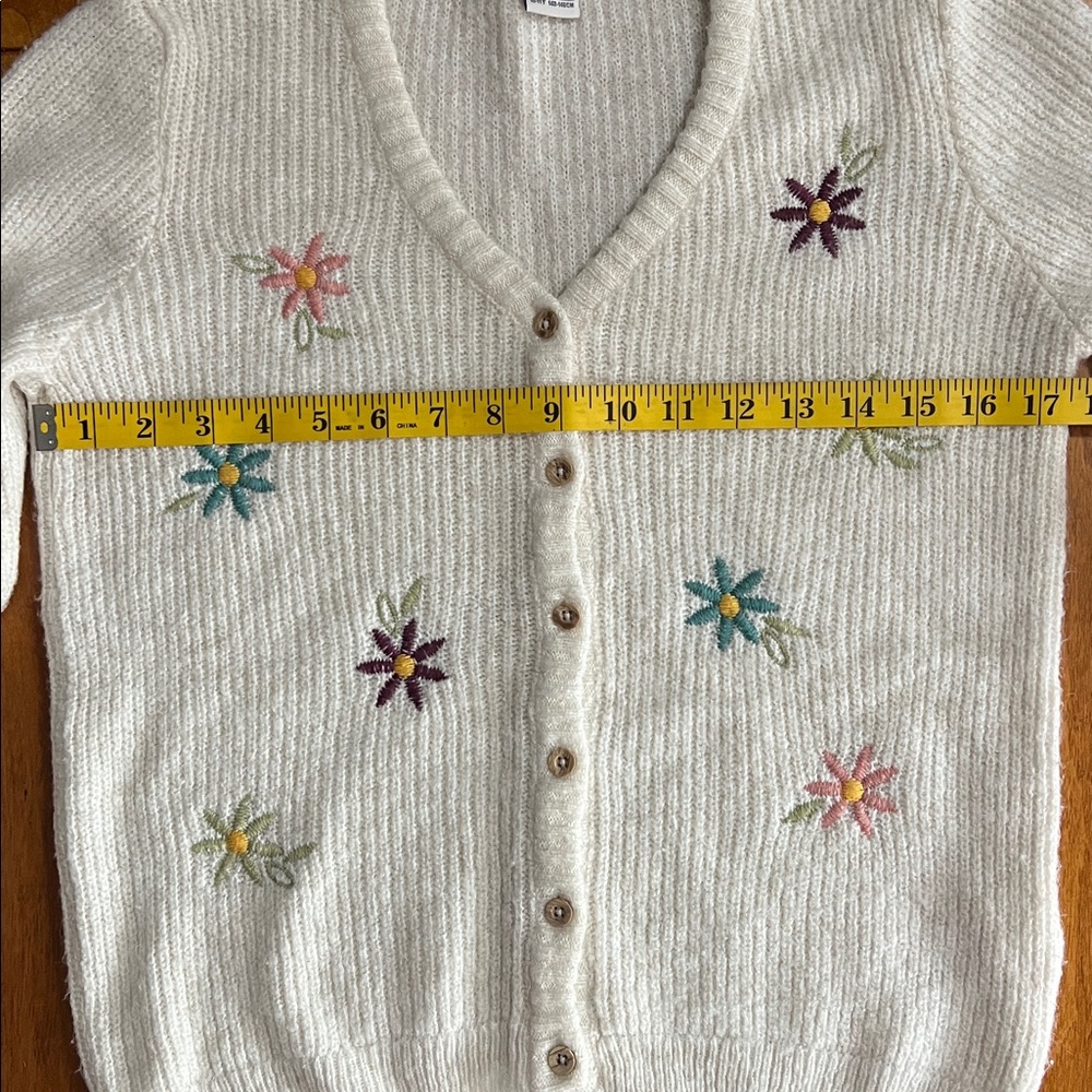 LC Waikiki Kids Floral Embroidered Cream Cardigan Size 10-11 Y Ribbed Design - Picture 5 of 10